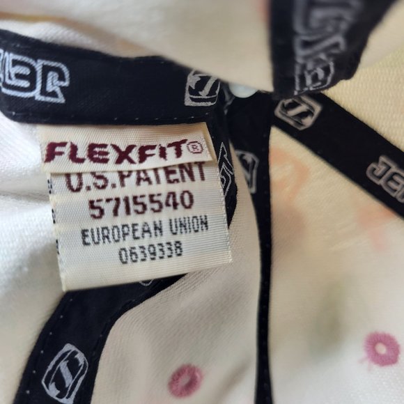 Jetpilot Cap: Cream - Lipstick Diamonds and Kisses Pattern- Flexfit - OSFA Hat - Picture 12 of 14